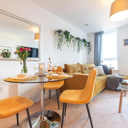 Amber Apartment Oasis - Your Gateway To Southampton'S Vibrant Heart, Port, Shopping Ngoại thất bức ảnh