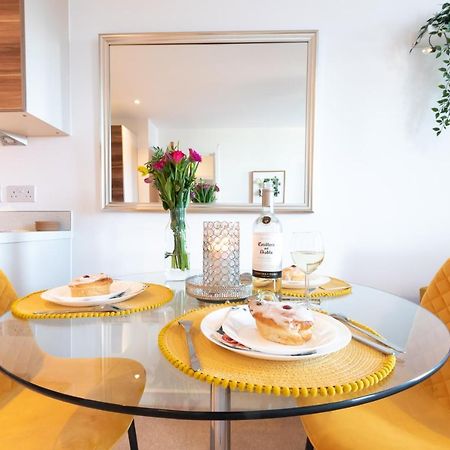 Amber Apartment Oasis - Your Gateway To Southampton'S Vibrant Heart, Port, Shopping Ngoại thất bức ảnh