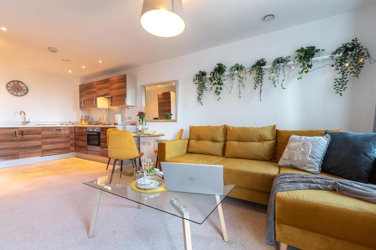 Amber Apartment Oasis - Your Gateway To Southampton'S Vibrant Heart, Port, Shopping Ngoại thất bức ảnh